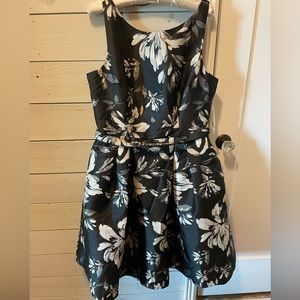 Gorgeous NWT Eliza J dress with beaded belt